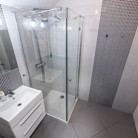 Meadows9 By Prime Krakow